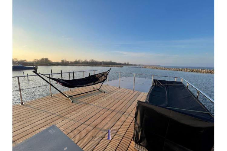 Hausboot Fjord Haven Mit Biosauna In Barth Exterior foto