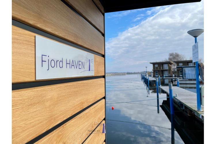 Hausboot Fjord Haven Mit Biosauna In Barth Exterior foto